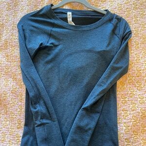 Lululemon Long Sleeve Tee